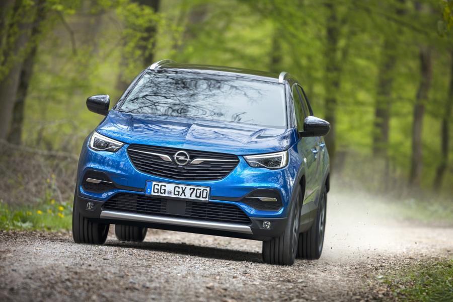  Opel Grandland X Turbo D 2017 года  (фото 16 из 42)